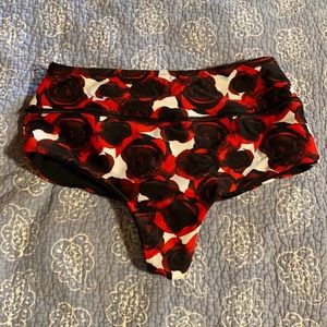 NWOT Salty Honey Scrunch Bottoms